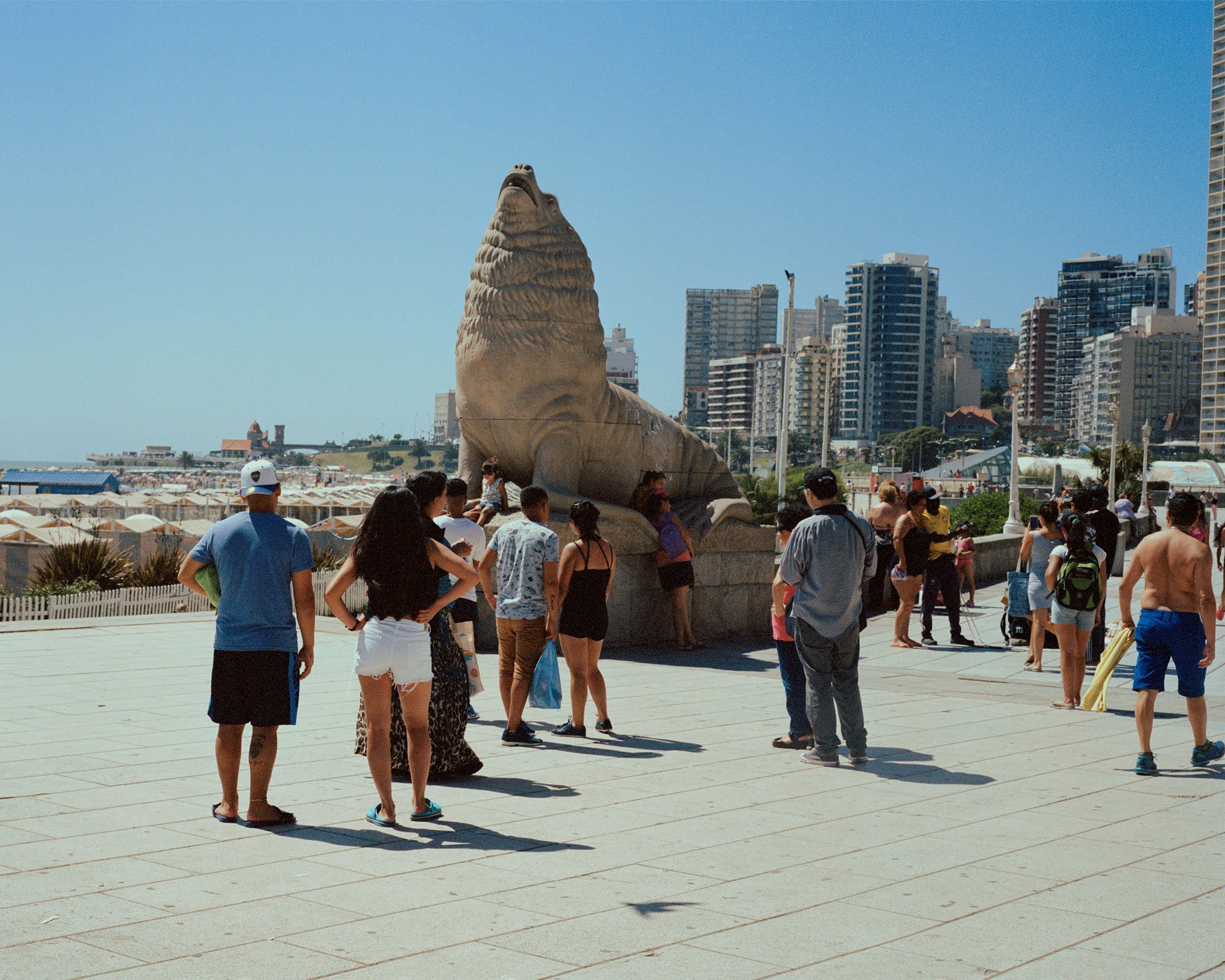 AUREA-VESTIR-MARDELPLATA-NAGUELRIVERO